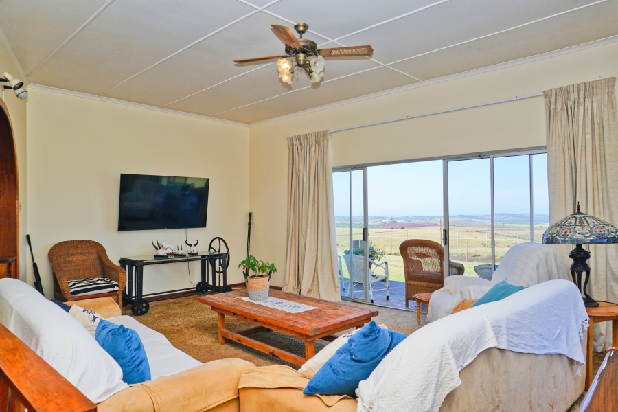 4 Bedroom Property for Sale in East London Rural Eastern Cape